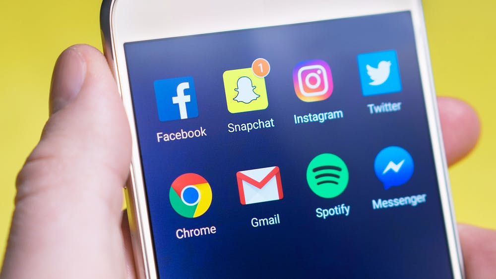 Cum evităm energia toxică din social media